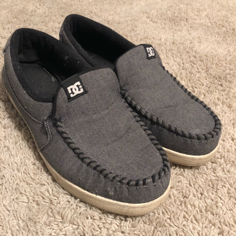 Used Men’s DC slip-ons